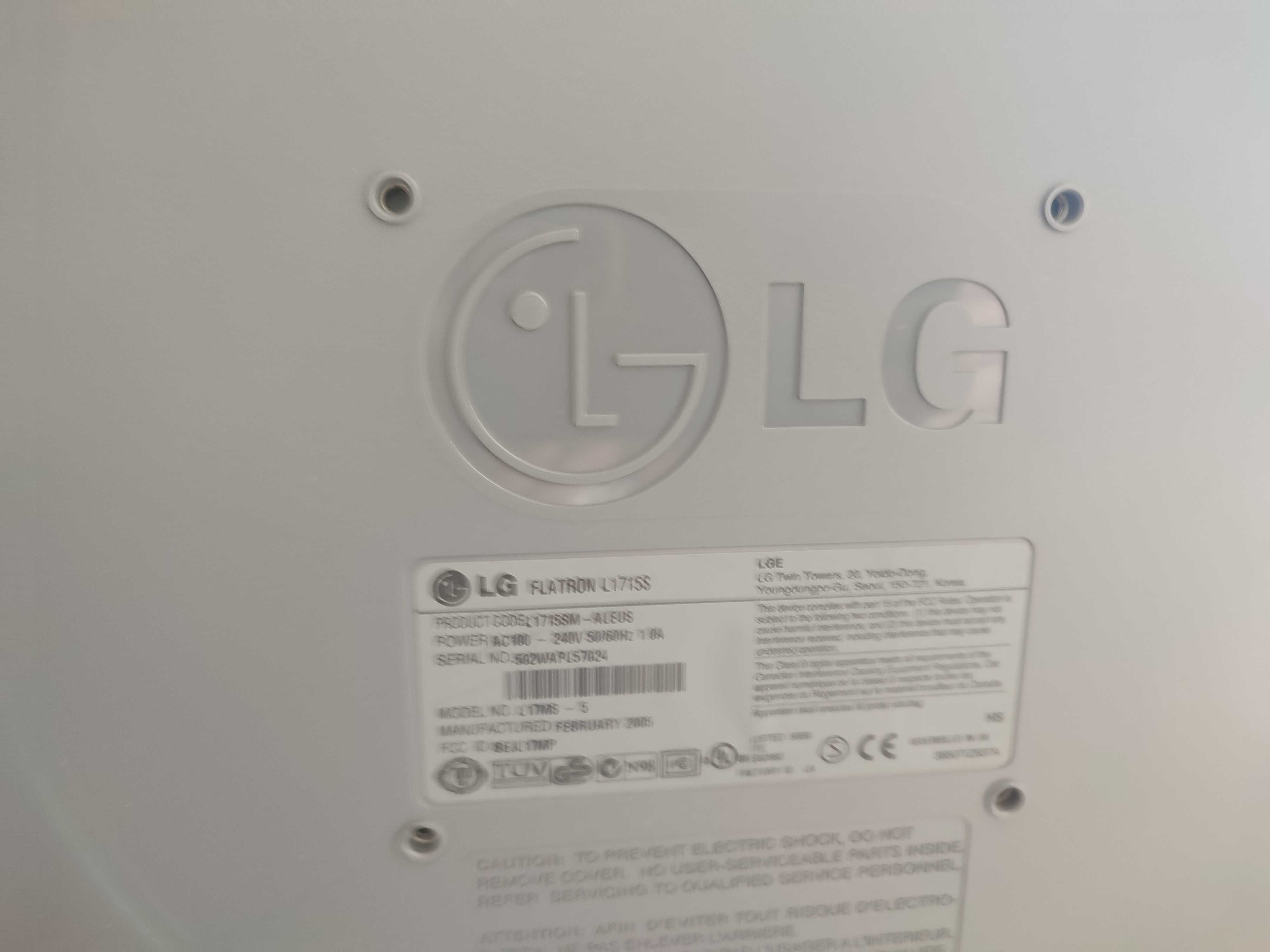 Monitor LG Flatron L1715S para peças