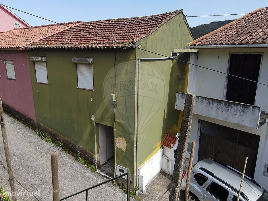 Moradia T4 para venda