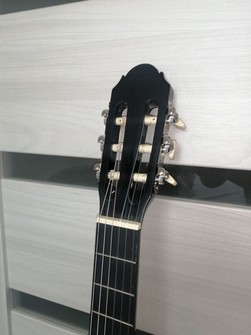 Gitara klasyczna Sheffield