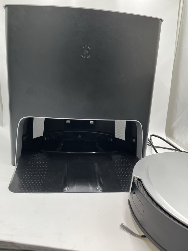Robot  Sprzatajacy  Ecovcs Deebot  X1 TURBO