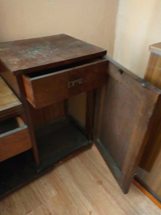 lustro stojące- stary mebel