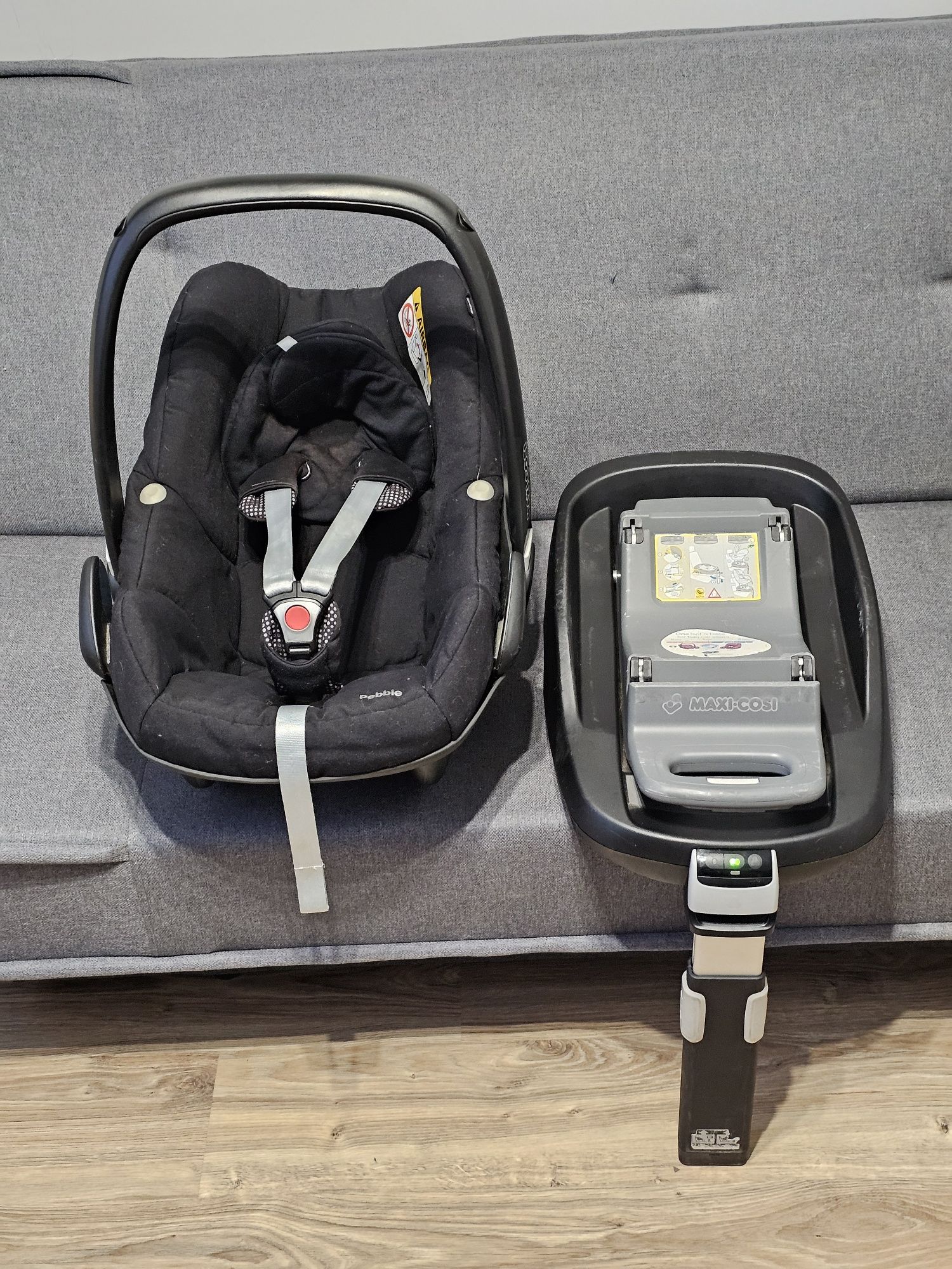 Maxi Cosi Pebble fotelik nosidelko 0-13 kg baza FamilyFix ISOfix