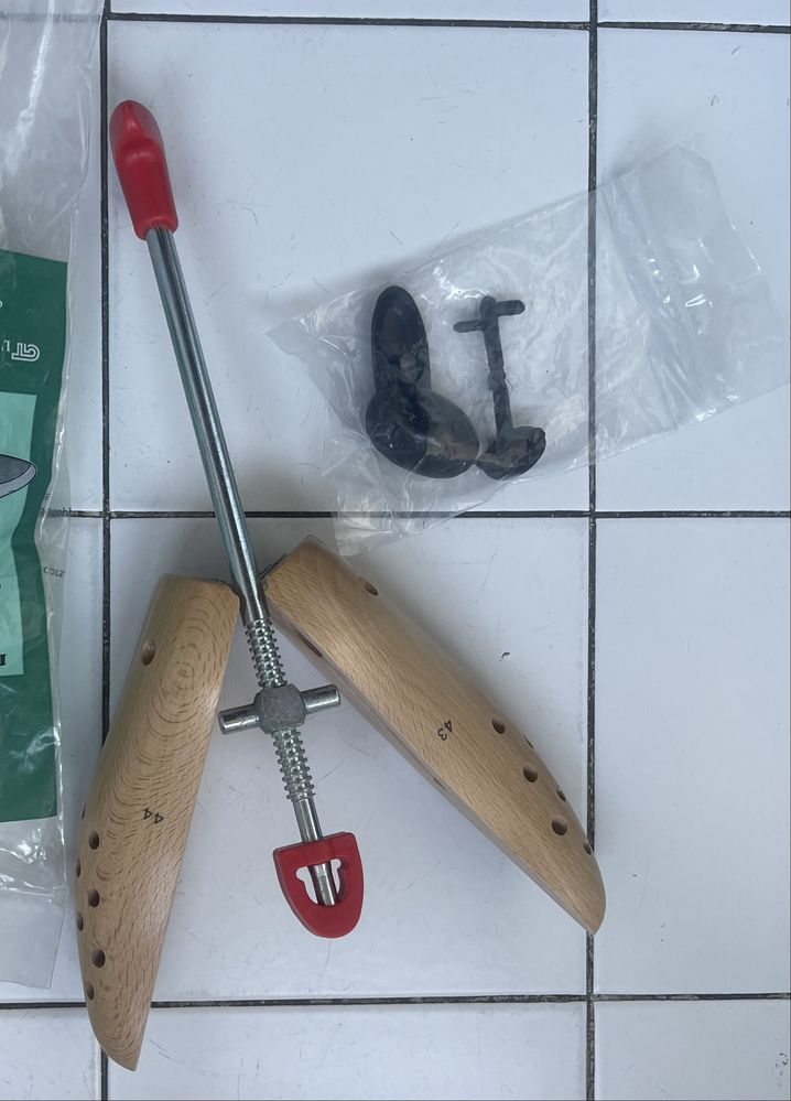 Alargador de sapatos novo
