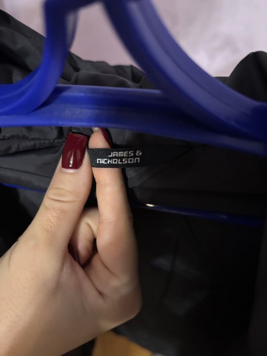 Куртки жіночі James&Nicholson