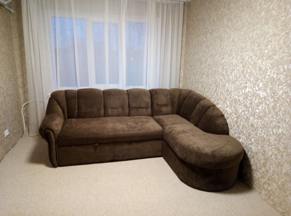 Перетяжка та ремонт м'яких меблів