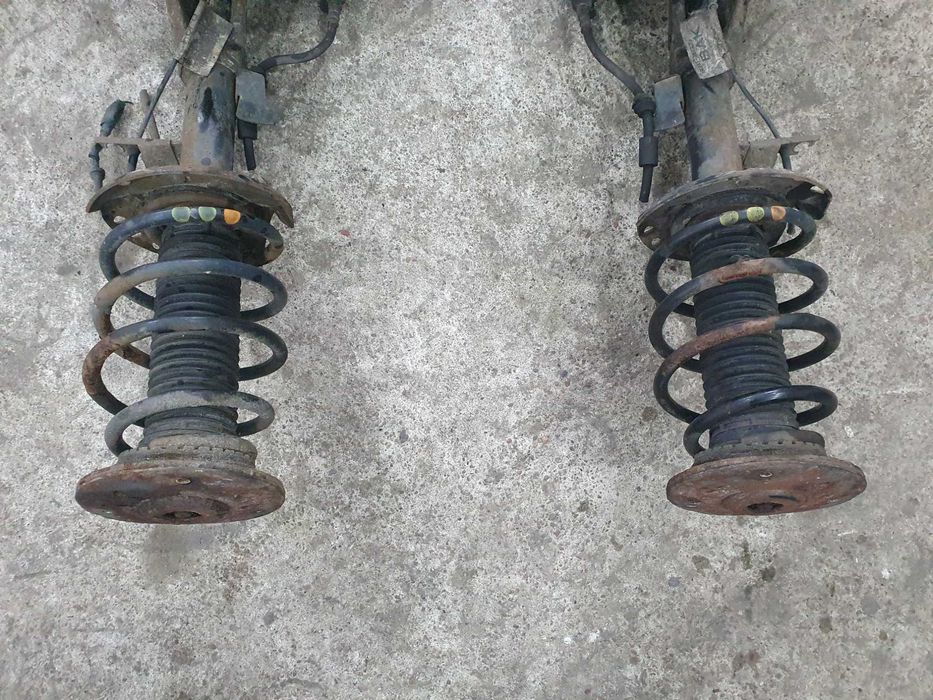 Zwrotnica Piasta amortyzator zacisk spreżyna Ford Mondeo mk4 1.6 pb