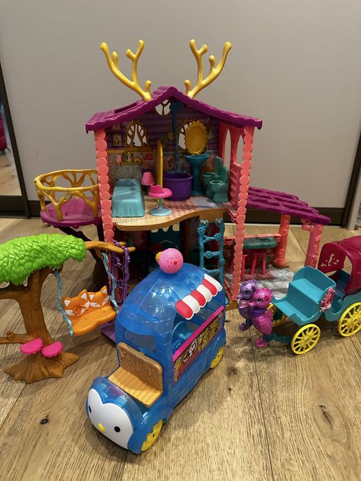 Domek Enchantimals z akcesoriami