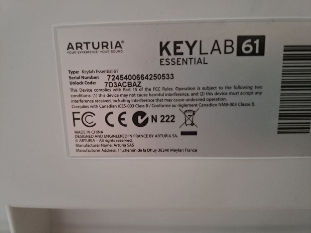 Midi клавиатура Arturia keylab essential61