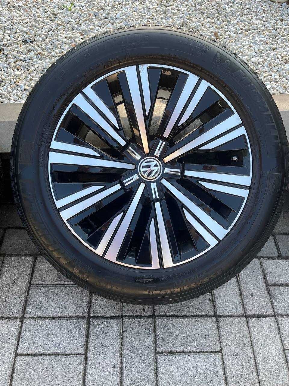 Диски на Туарег R19.  2020 рік.