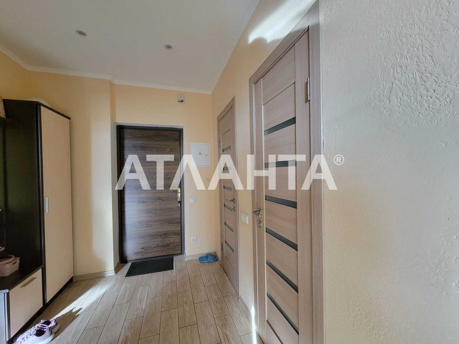 1-к квартира в кирпичном новострое с ремонтом