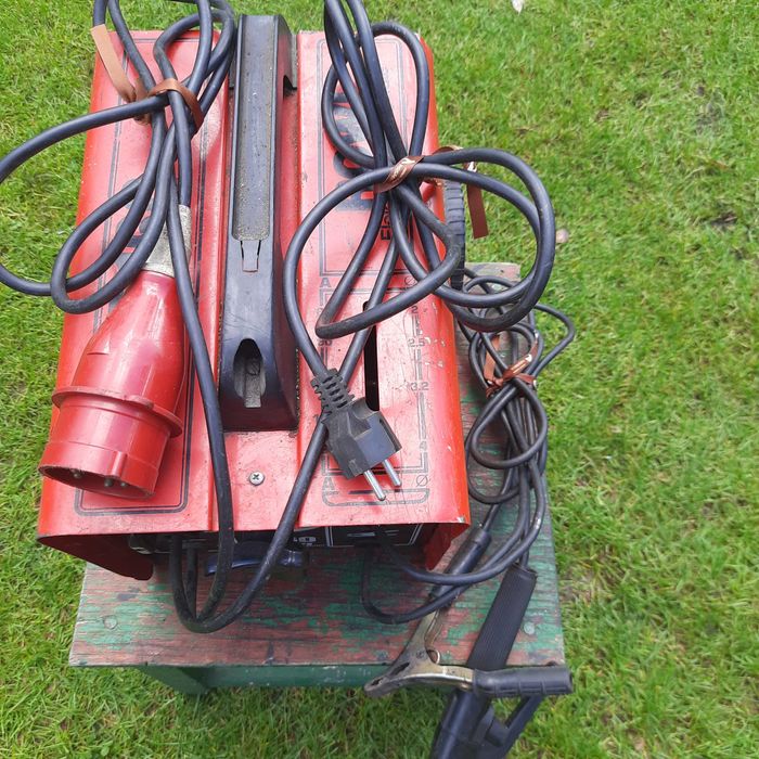 Spawarka transformatorowa 230/400 v