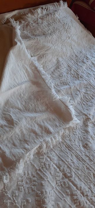 Manta em linho centenária