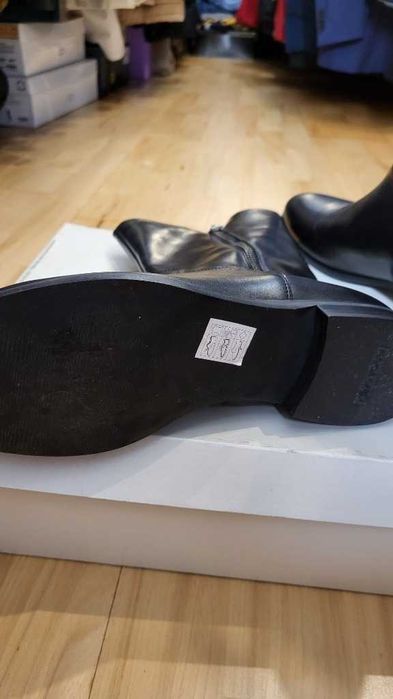 Botki/niskie kozaczki Gino Rossi, nowe, 40