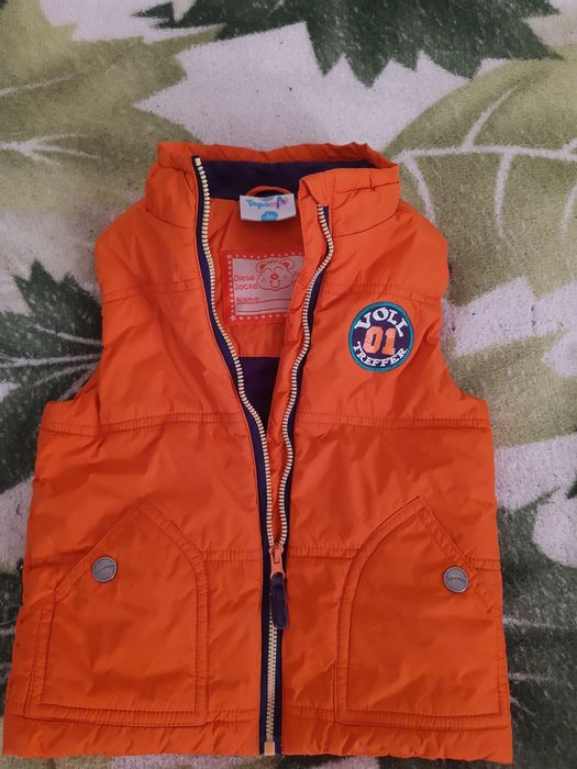 Жилетка детская демисезонная