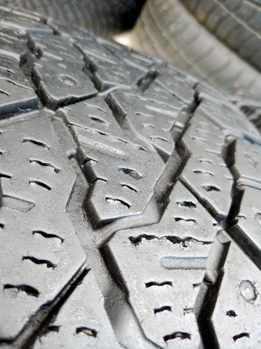 215 65 r16c Kumho 2020p