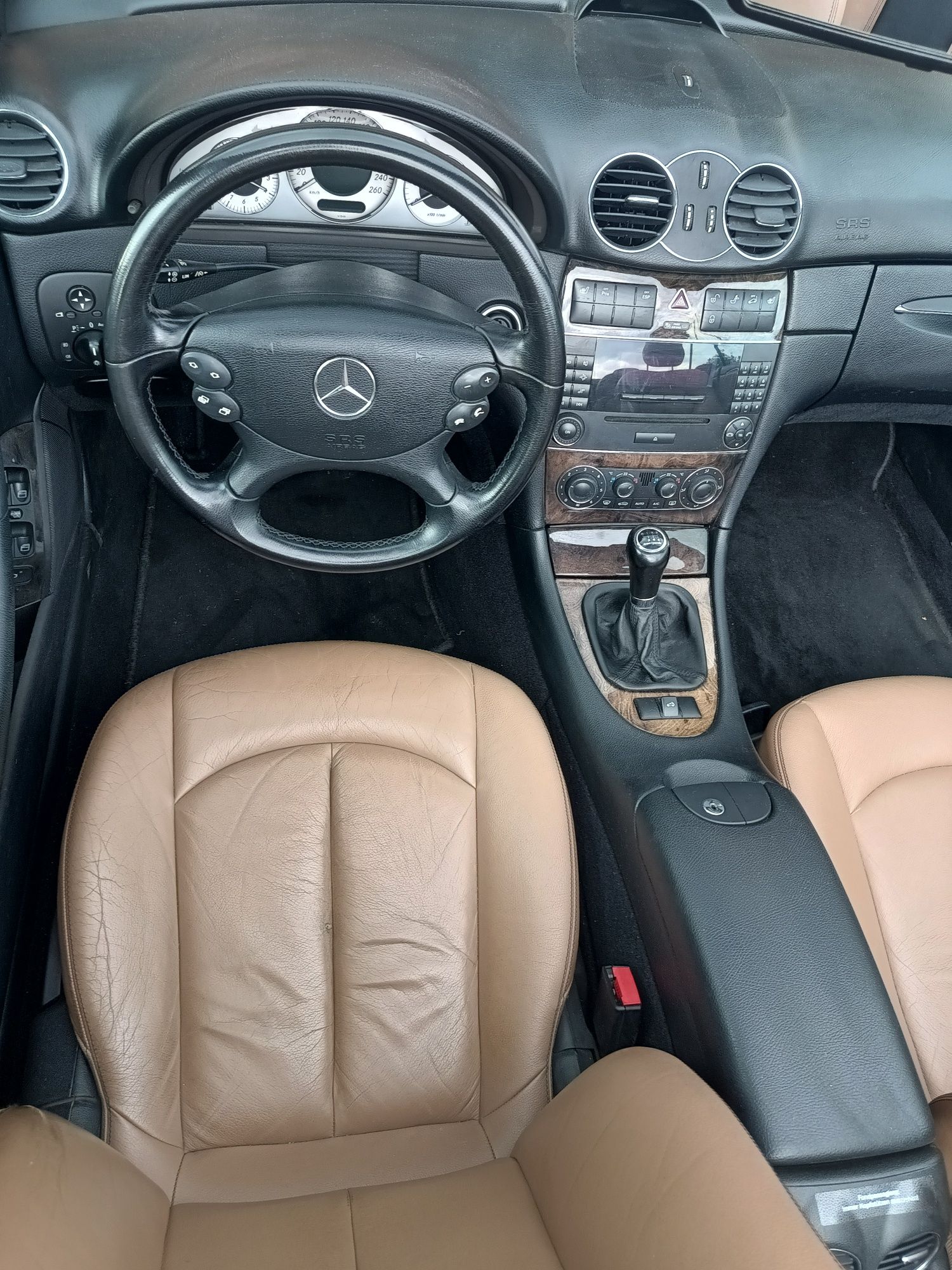 Mercedes CLK 3.0 V6. Cabrio.