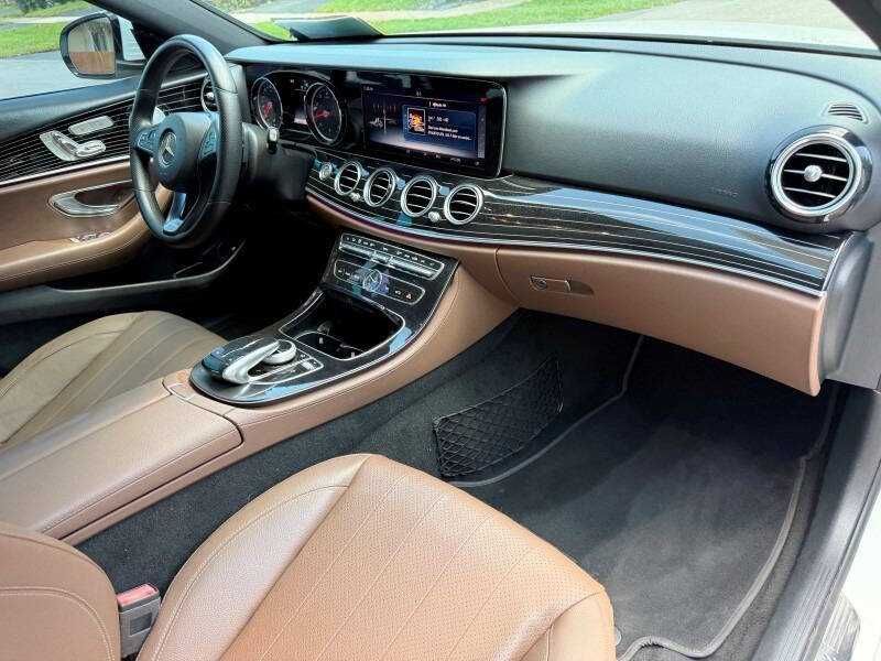 2018 Mercedes-Benz E-Class 300