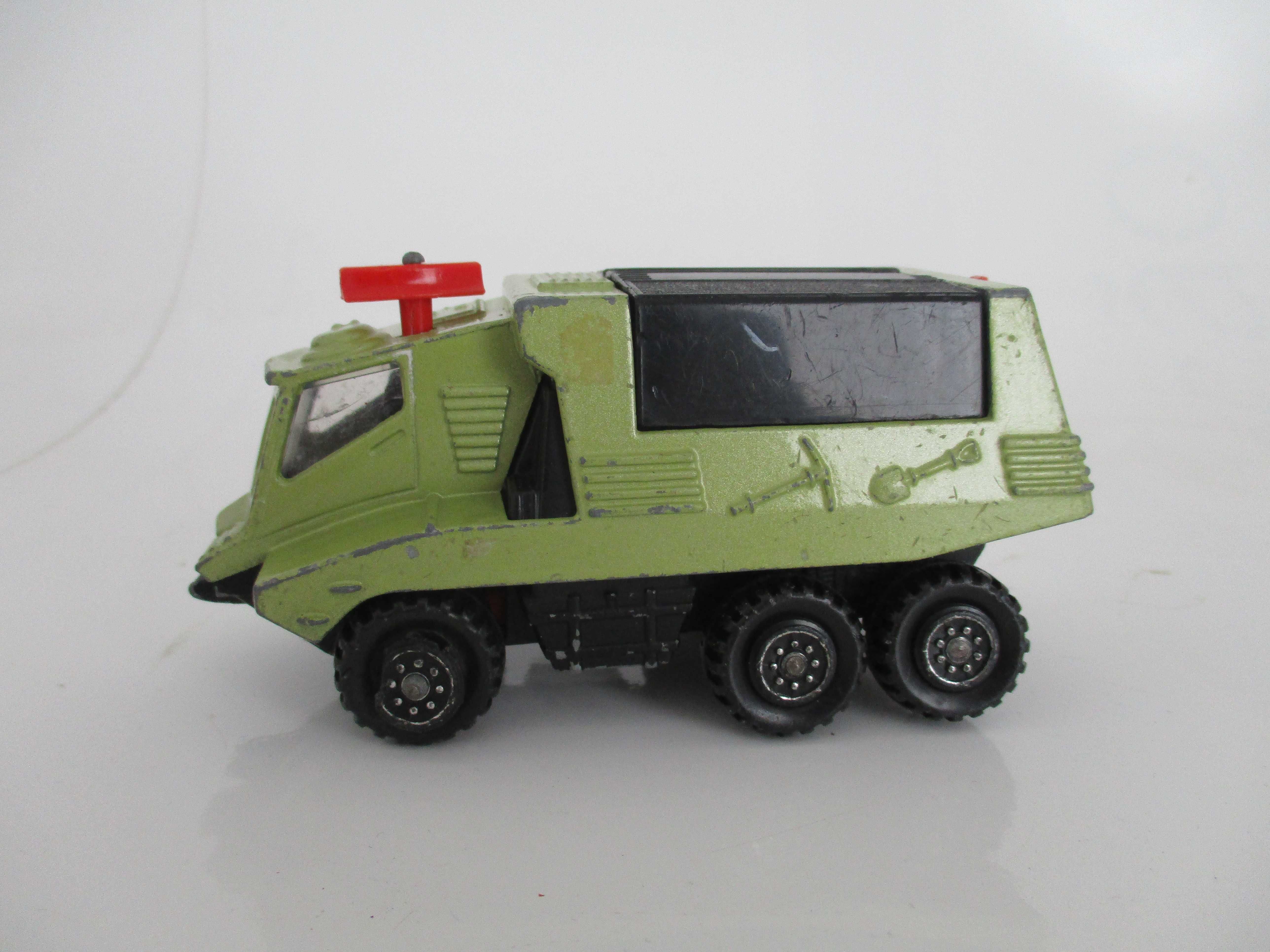 Miniaturas - FLlGHT Hunter K 2002 ano 1977 MATCHBOX