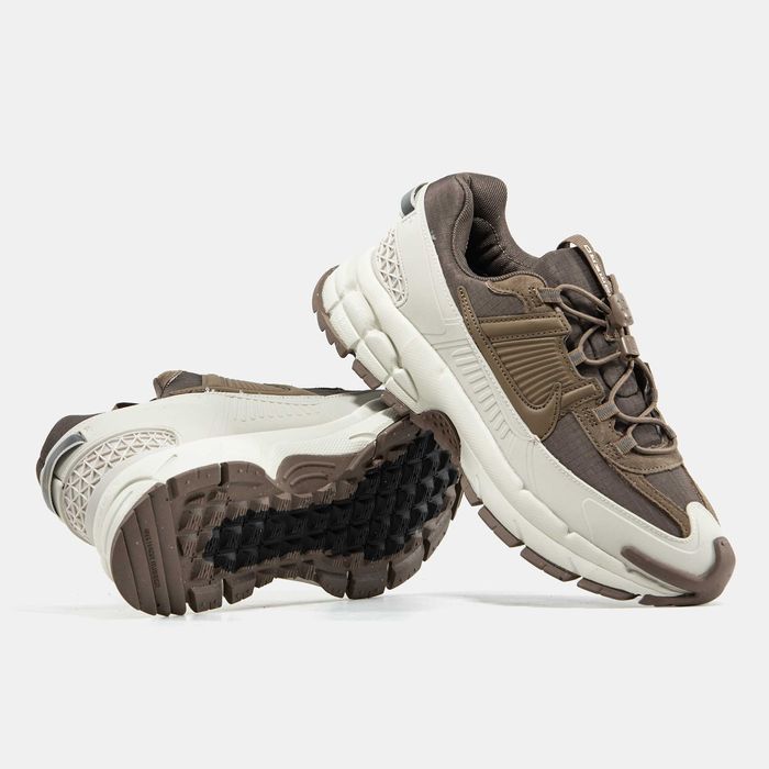 Мужские кроссовки Nike Air Zoom Vomero Roam 2371. Размеры 40-45