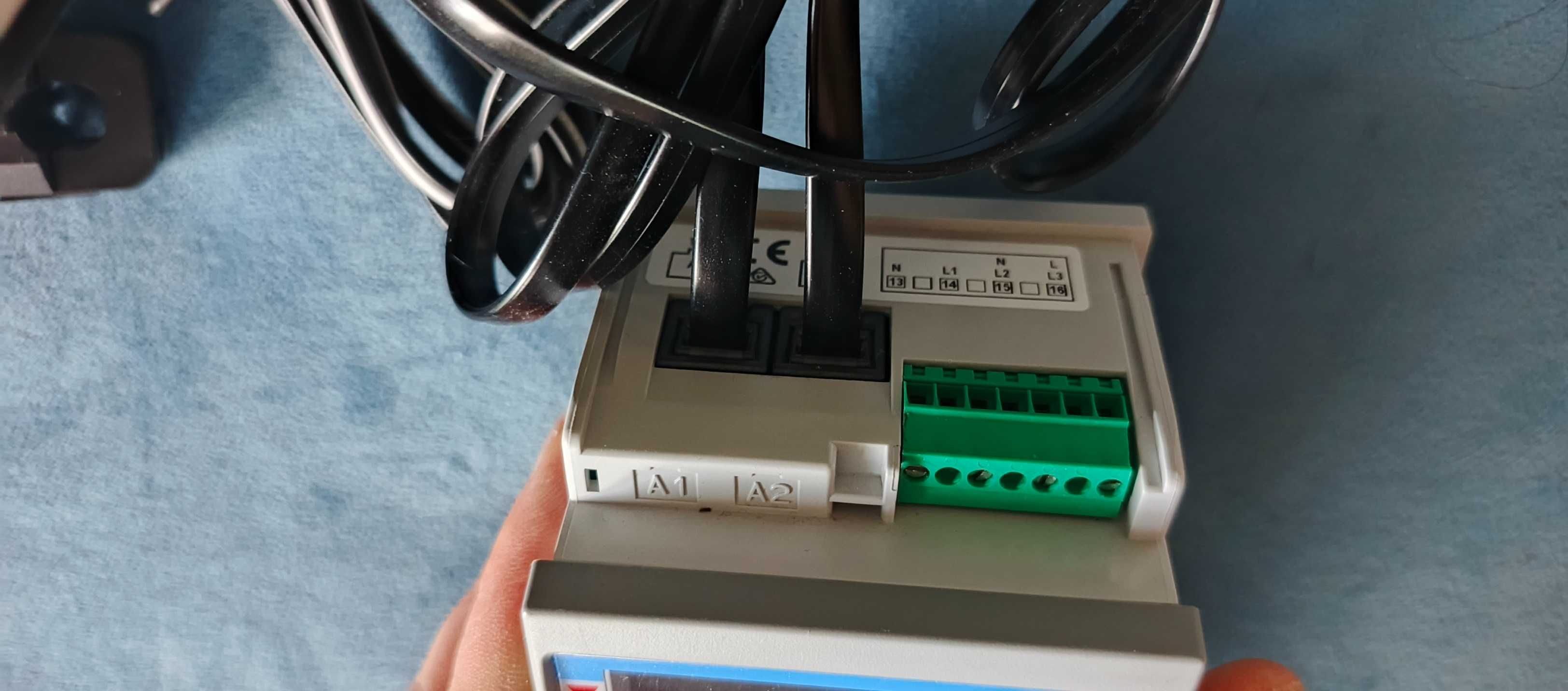 Carlo Gavazzi EM 271, 6xCT, Modbus 485 - dwa mierniki 3fazowe w jednym