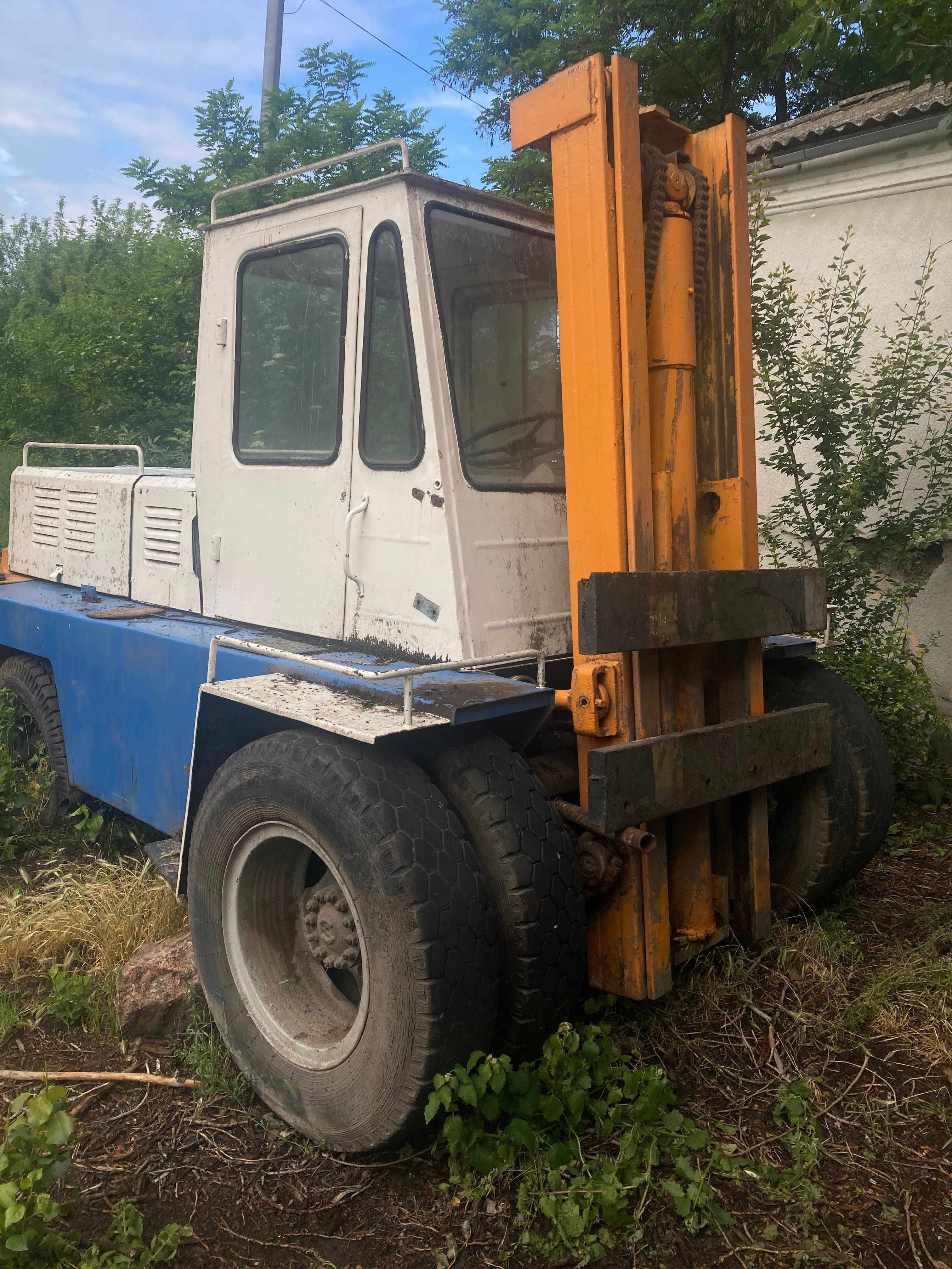 Продам погрузчик, кара.