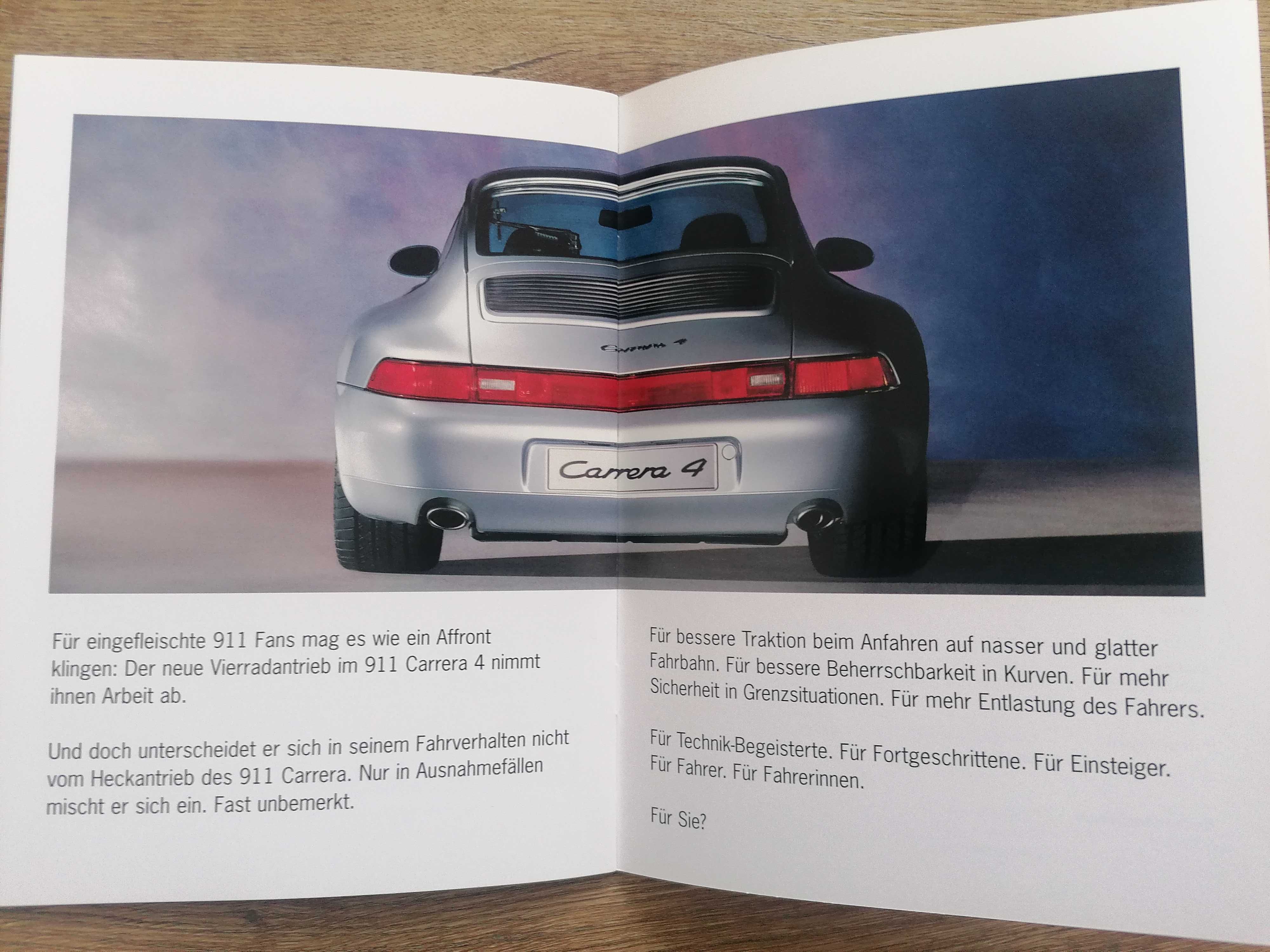 Prospekt Porsche 911 (993) Carrera 4, napęd na 4 koła