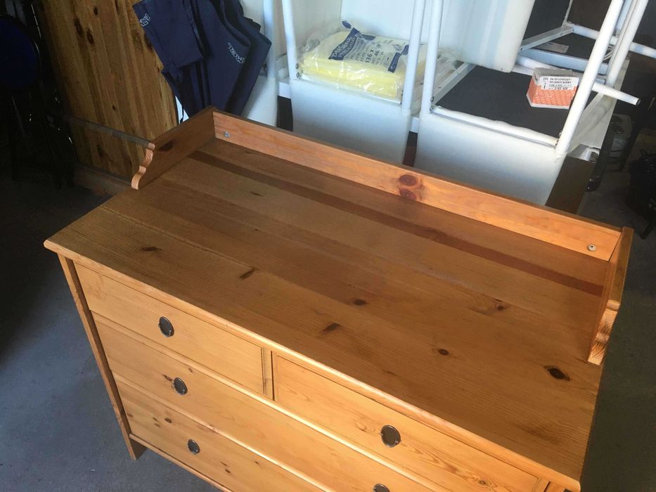 Komoda Ikea LEKSVIK