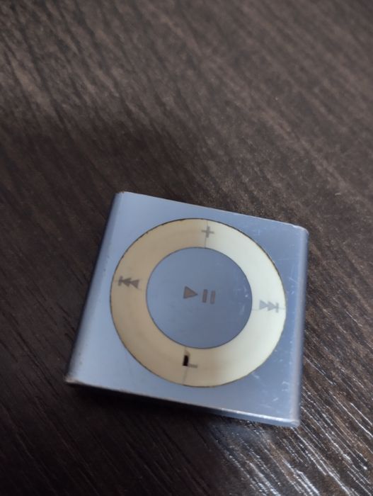 Apple iPod Shuffle 4-го поколения