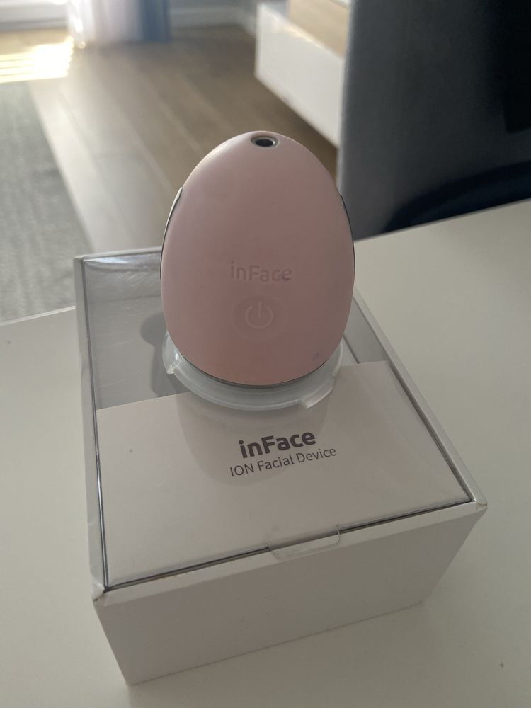 Urządzenie do pielegnacji twarzy InFace 03D różowe „jajko”