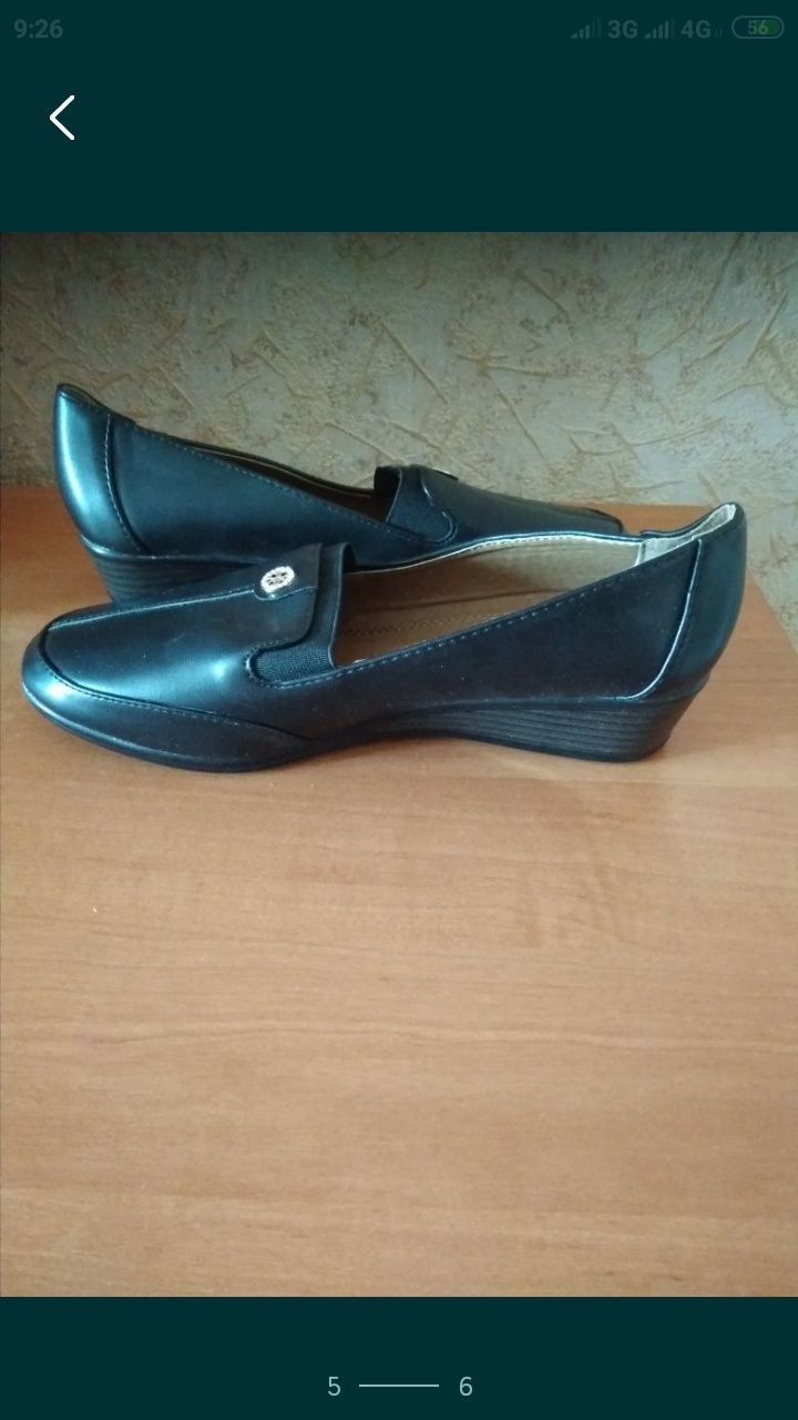НОВІ жіночі туфлі