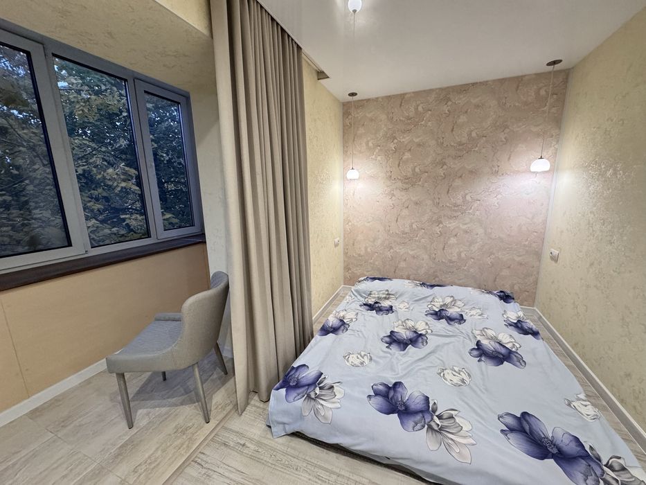 Продаж сучасної 3к.квартири після ремонту ,з видом на Соборну площу !