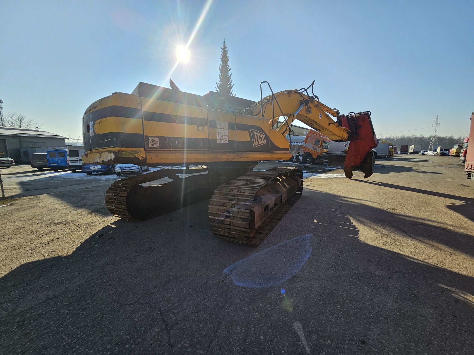 Jcb JS 460 z Nozyca do cięcia zlomu