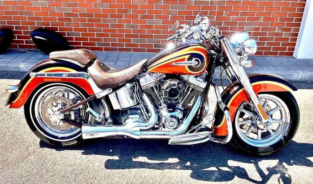 Harley Softail CVO Deluxe 2016 limited edition