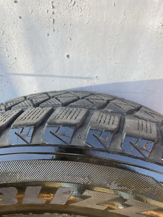 Зимова шина Bridgestone Blizzak DM-V2 265/60 R18