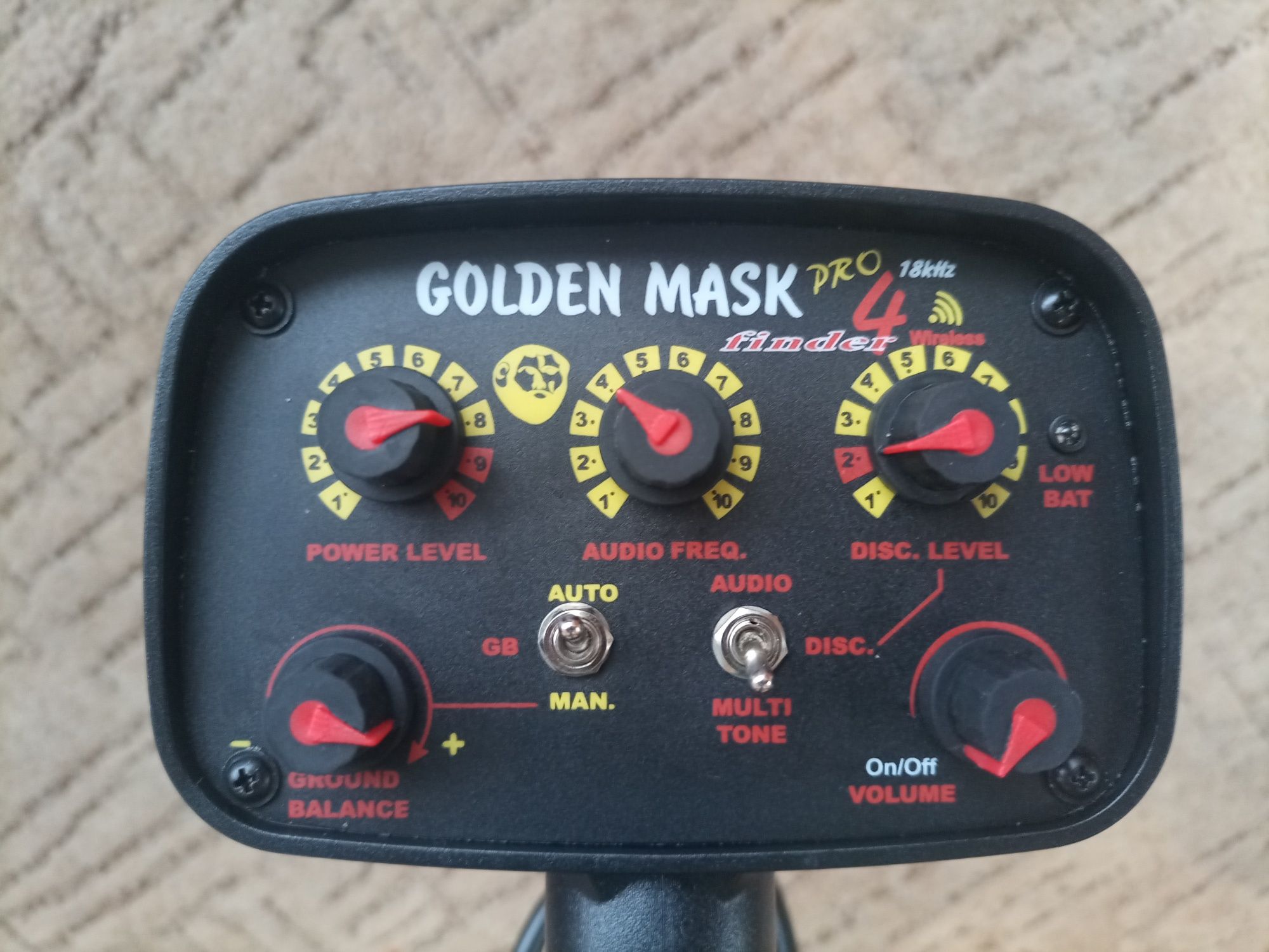 Wykrywacz metali Golden Mask GM 4 PRO