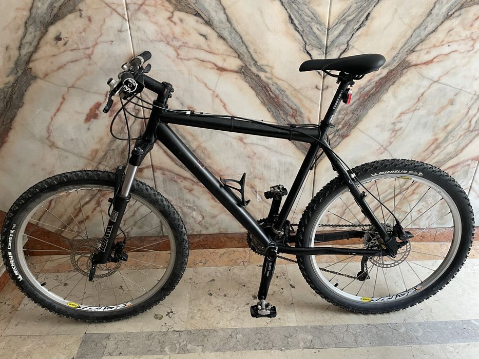 Bicicleta de Montanha Profissional - Estado Impecável