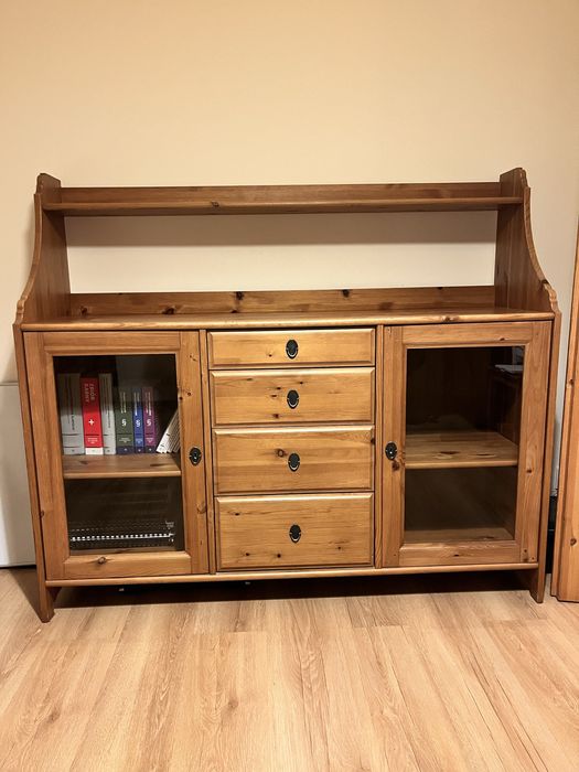 Sprzedam regał i komodę LEKSVIK IKEA