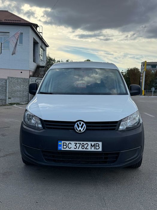 Volkswagen Caddy 2011 оригінальний пасажир турбодизель