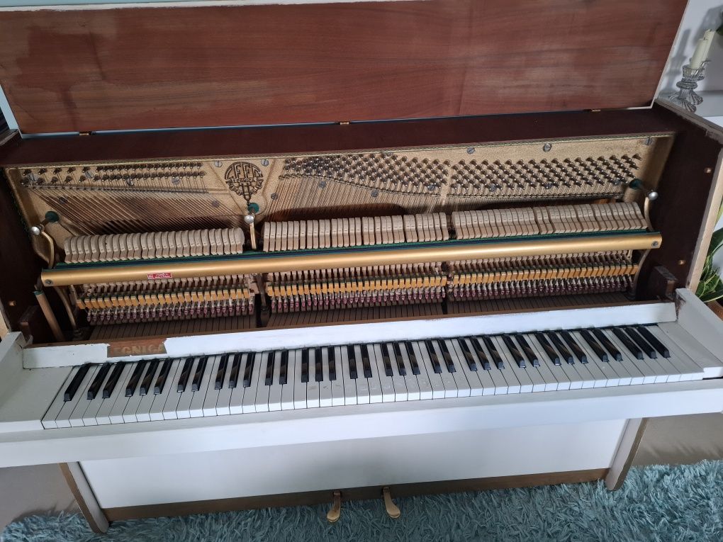 Pianino legnica sprzedam