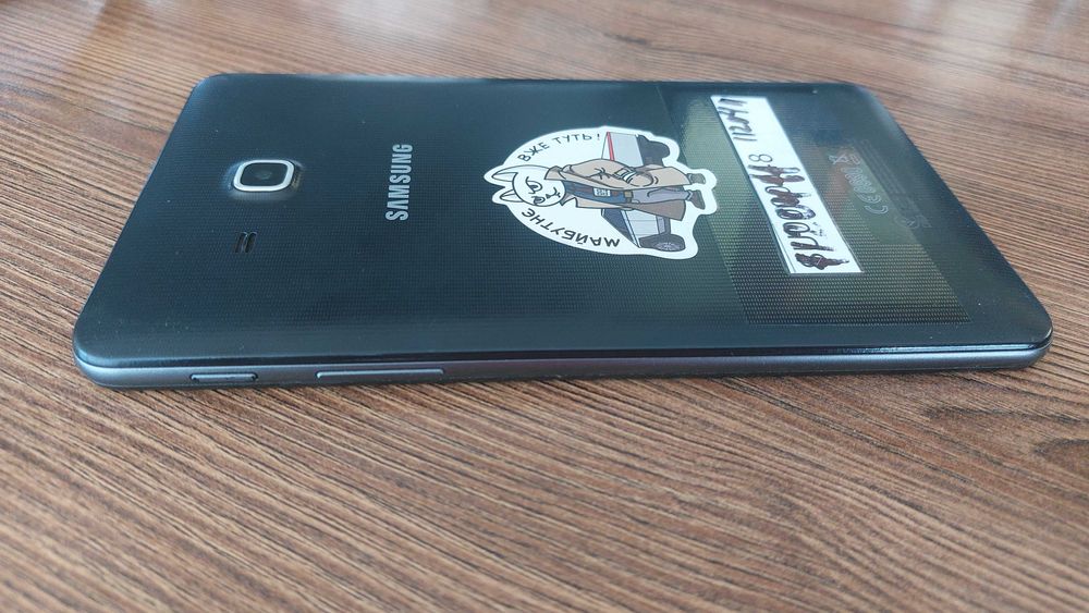 Планшет Samsung Galaxy Tab A 2016 SM T285