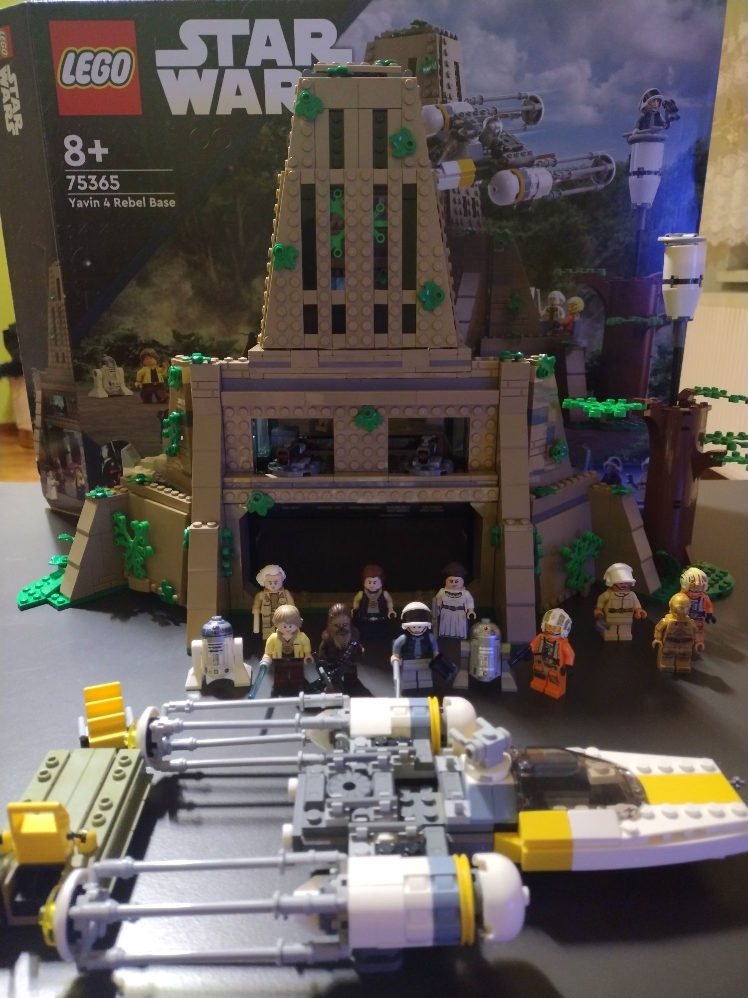 LEGO star wars 75365 yavin4