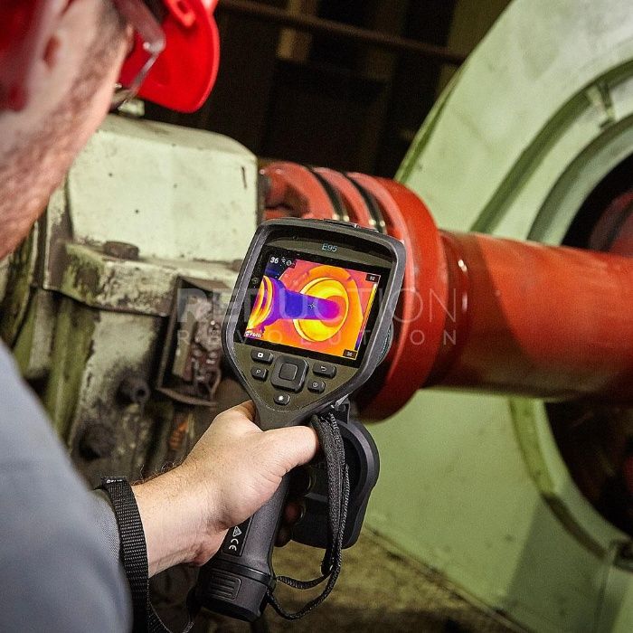 Profesjonalne usługi Kamerą Termowizyjną. Termowizja. Bad Termowizyjne