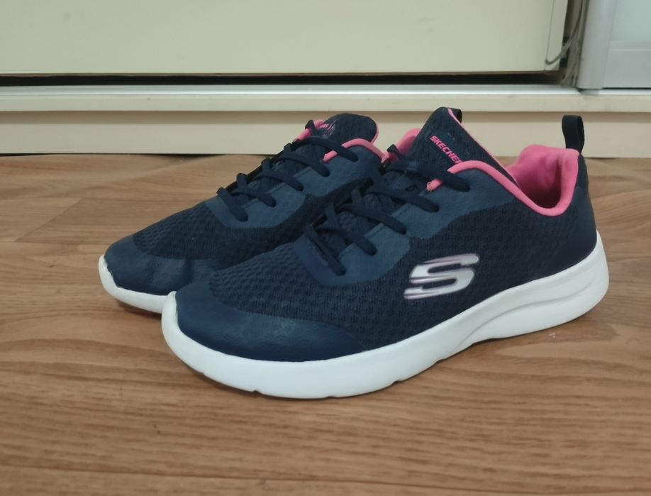 Кросівки Skechers оригінал 38