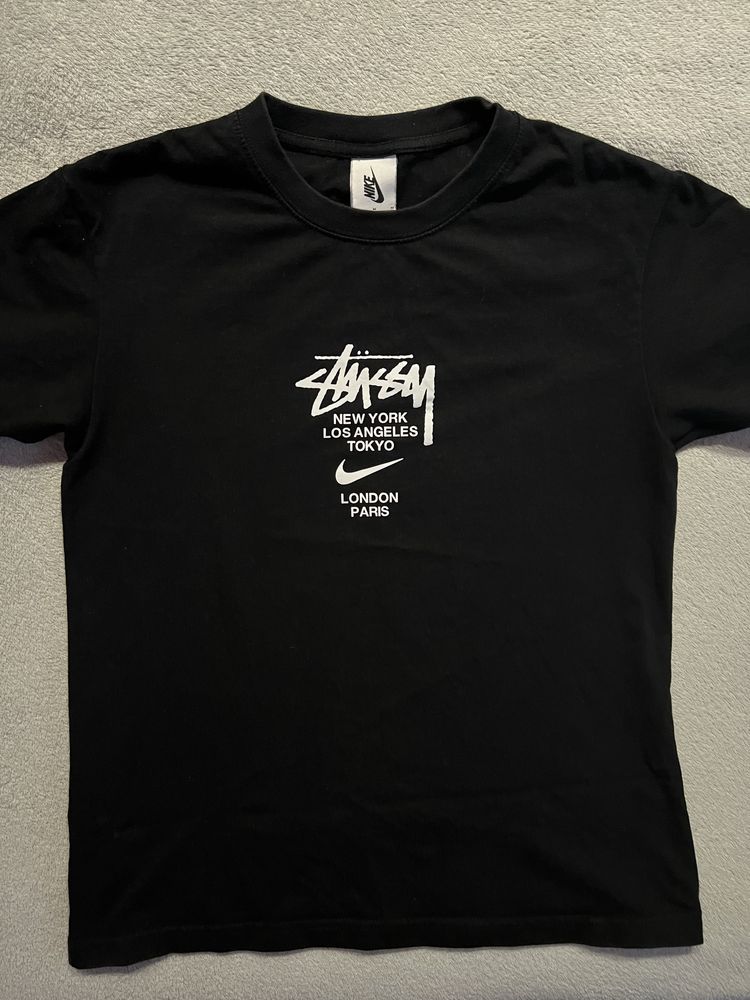 Stussy x Nike футболка