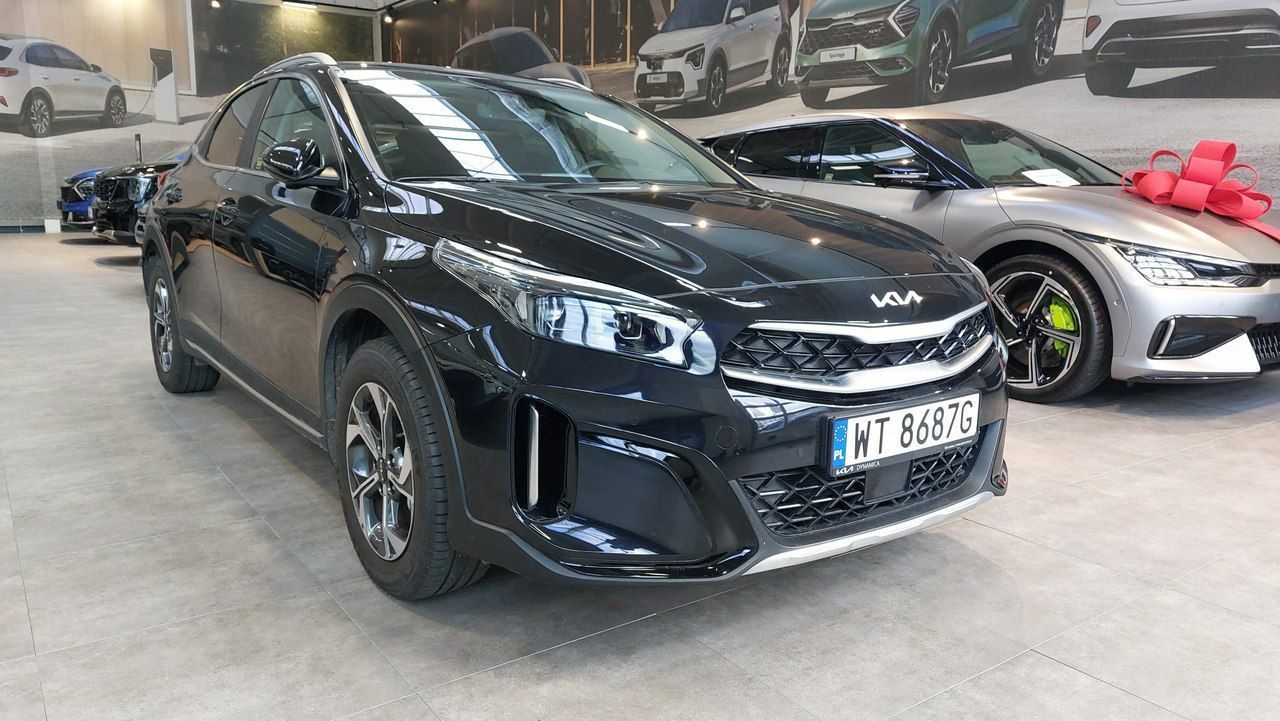 Kia XCeed DEMO! PHEV! 141 KM! Automat! Business Line! Black Pearl!