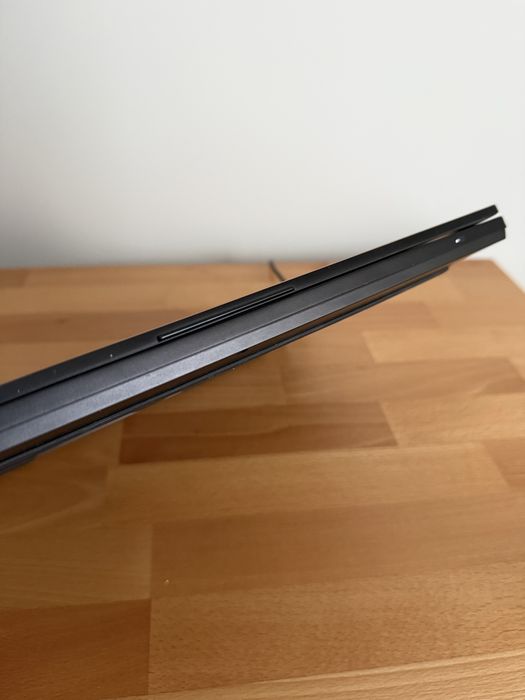 MSI GS65 | i7 gen8 | Nvidia GTX 1060 | 16 GB RAM