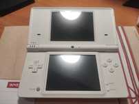 Nintendo DSi – biały – białe paski na ekranie