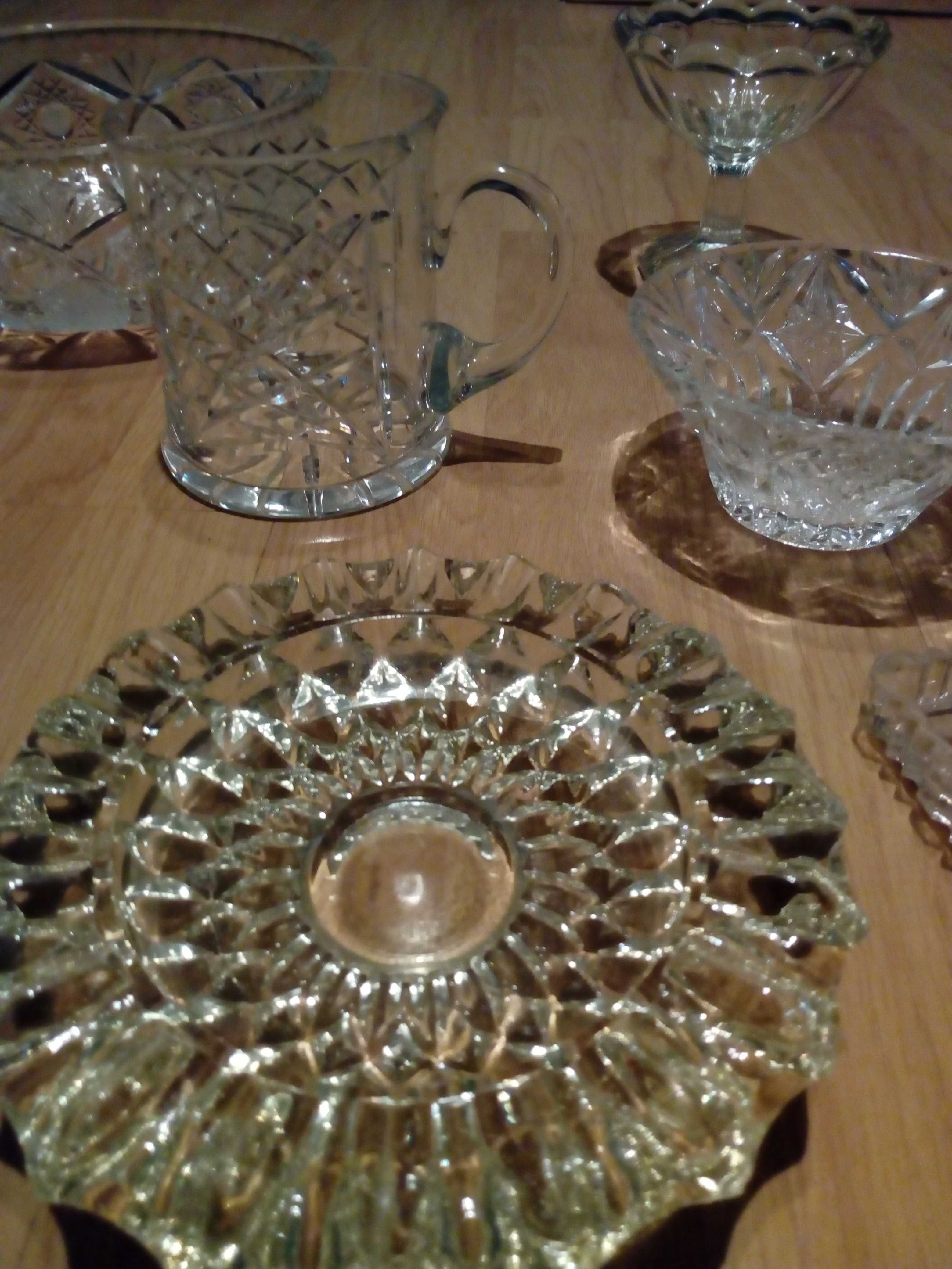 Kryształowe naczynia