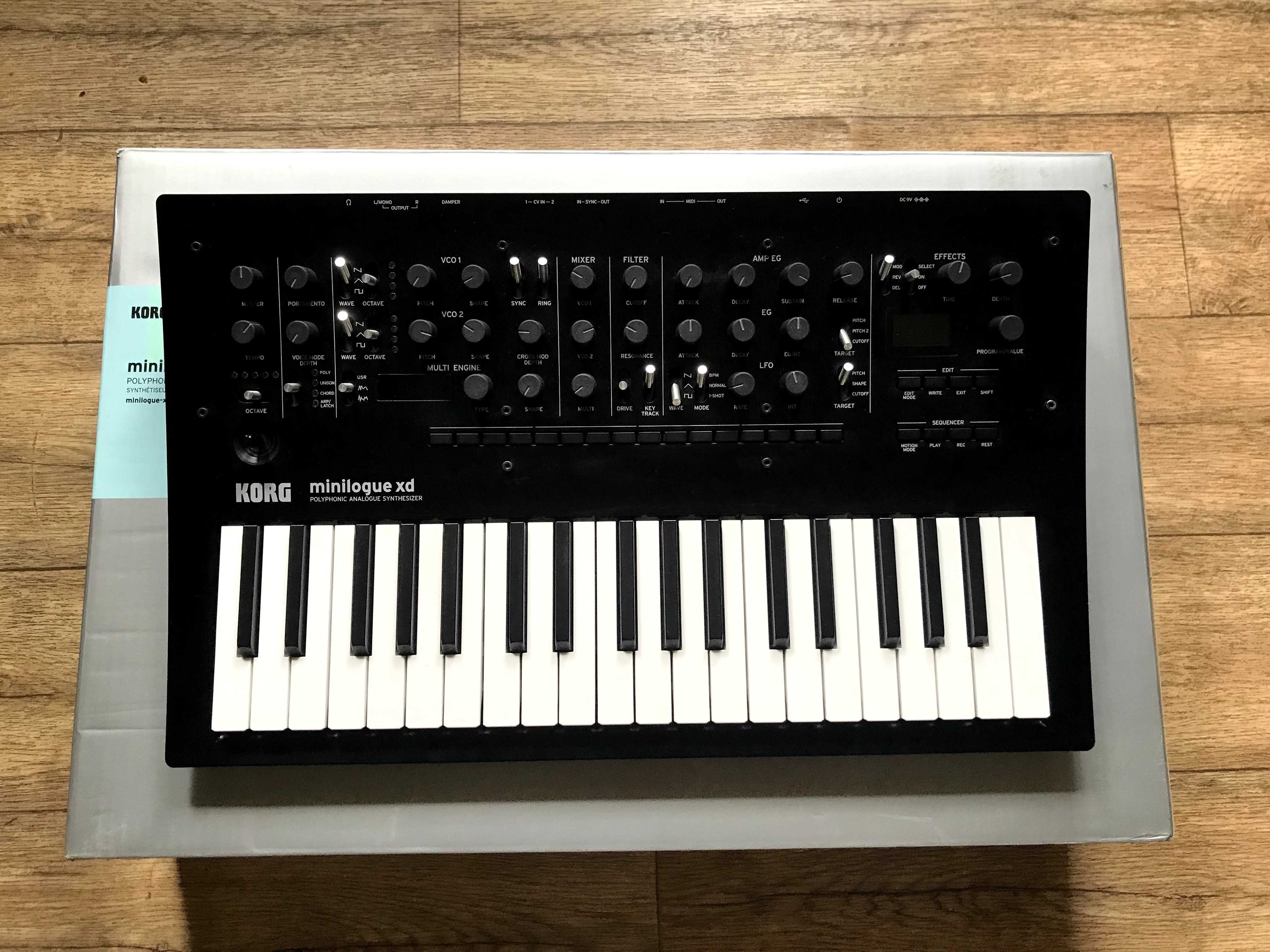 Korg Minilogue XD