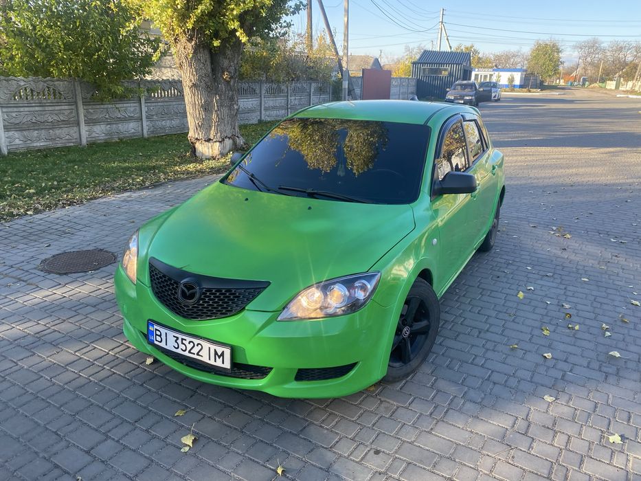 Продам авто в хорошом состояние мазда 3